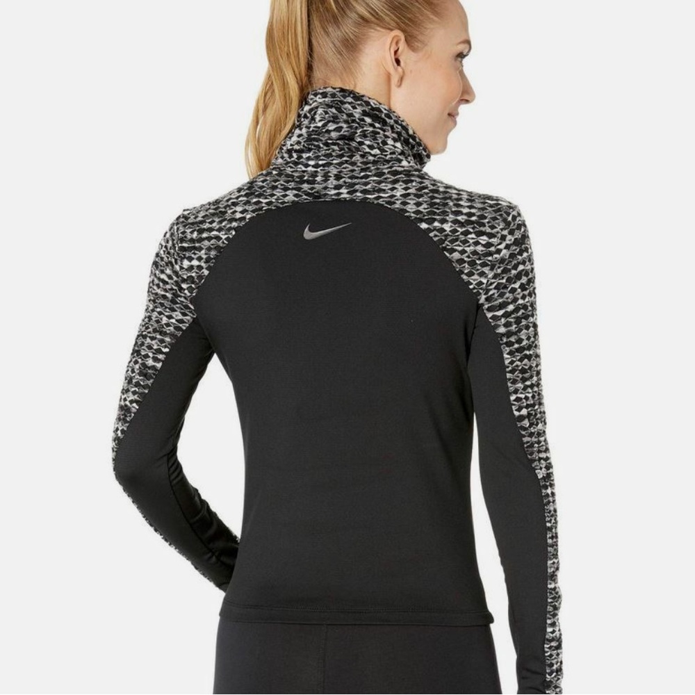 Nike pro hyperwarm long sleeve